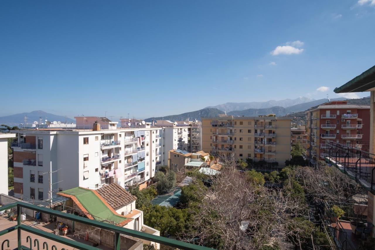 Domus Sole Sorrento Exterior foto