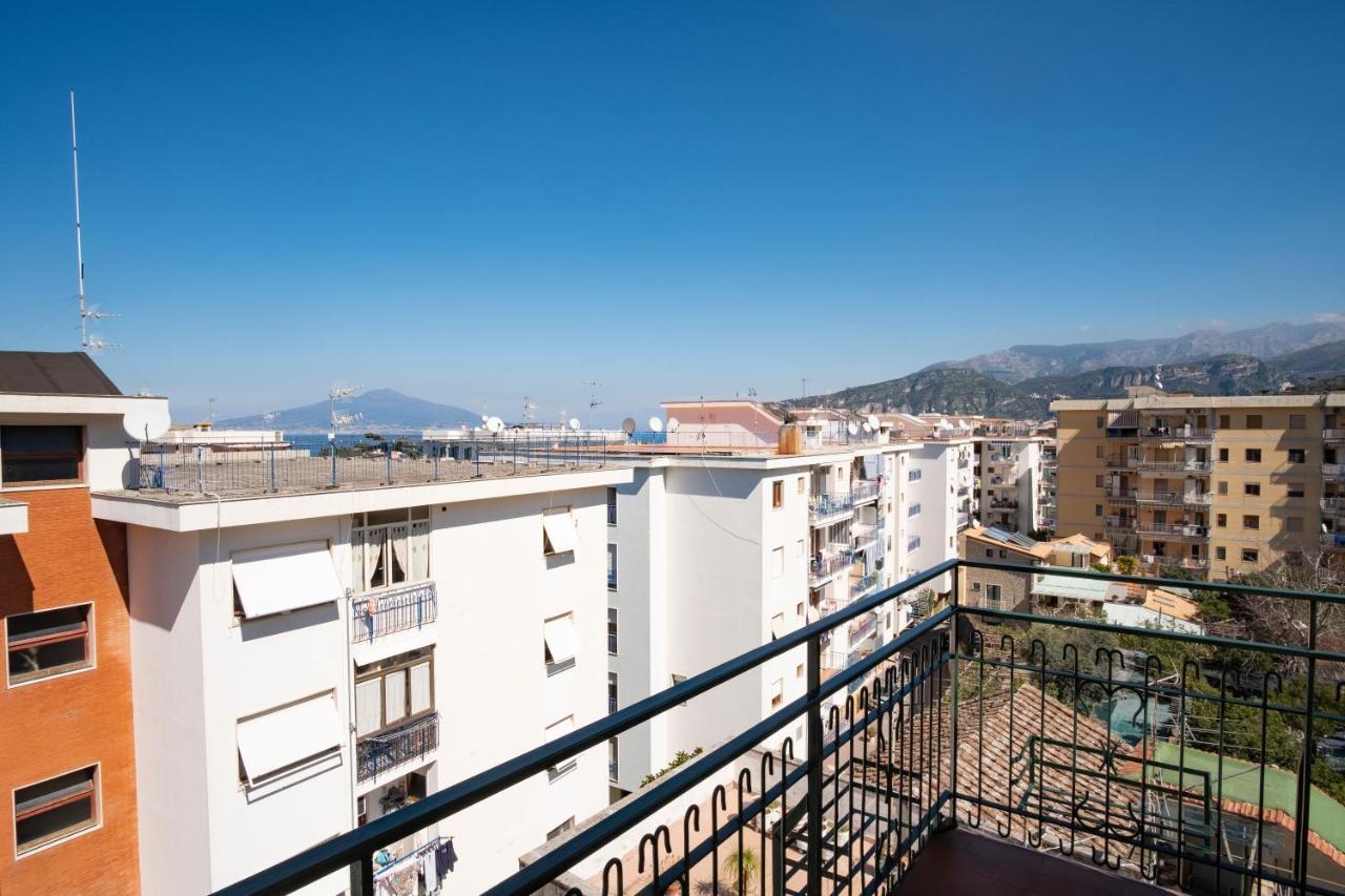 Domus Sole Sorrento Exterior foto